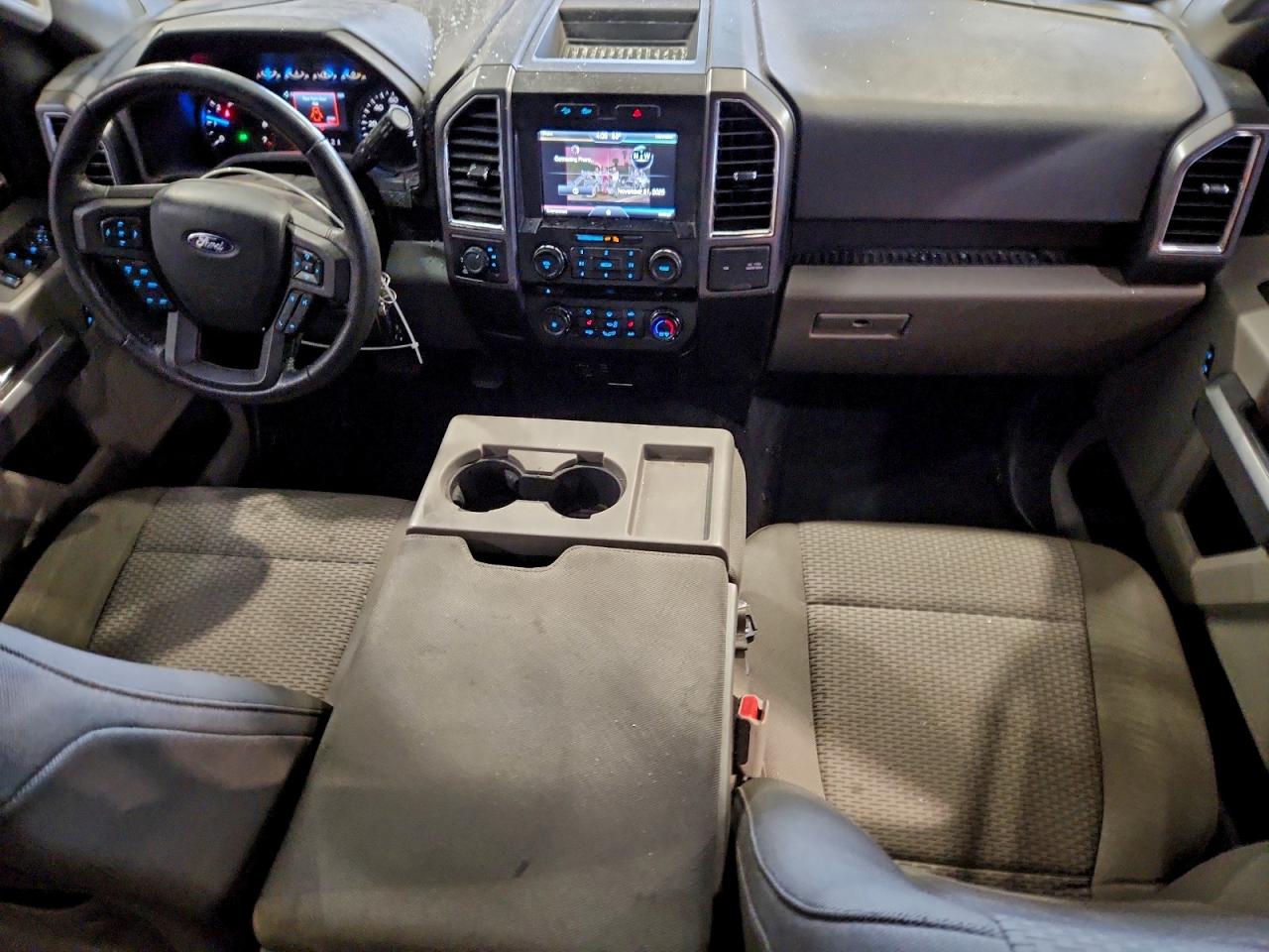 FORD F-150 SUPER CAB