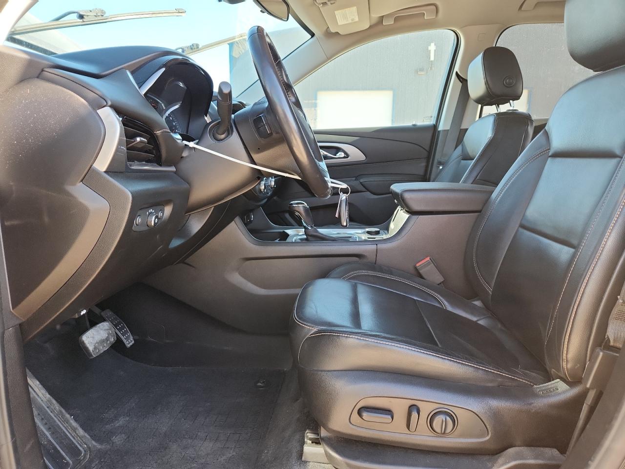 CHEVROLET TRAVERSE LT