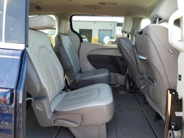 2017 CHRYSLER PACIFICA T #3293493426
