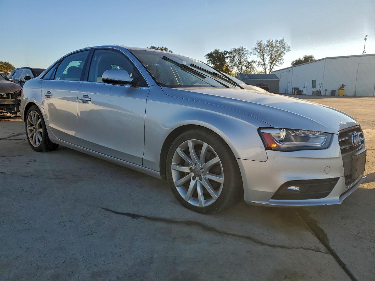 AUDI A4 PREMIUM PLUS