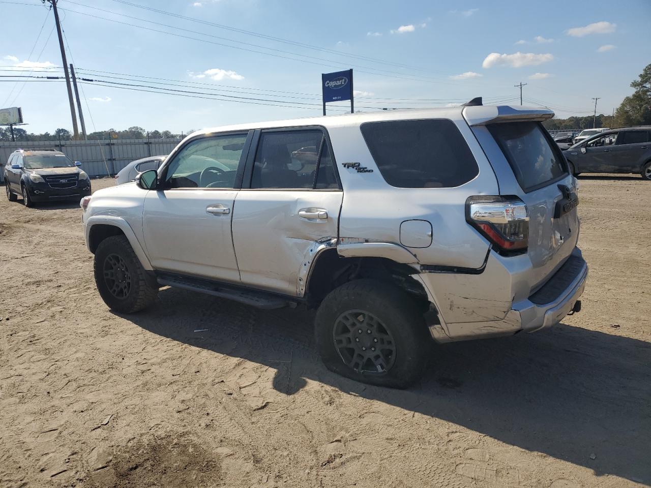 TOYOTA 4RUNNER SR5/SR5 PREMIUM
