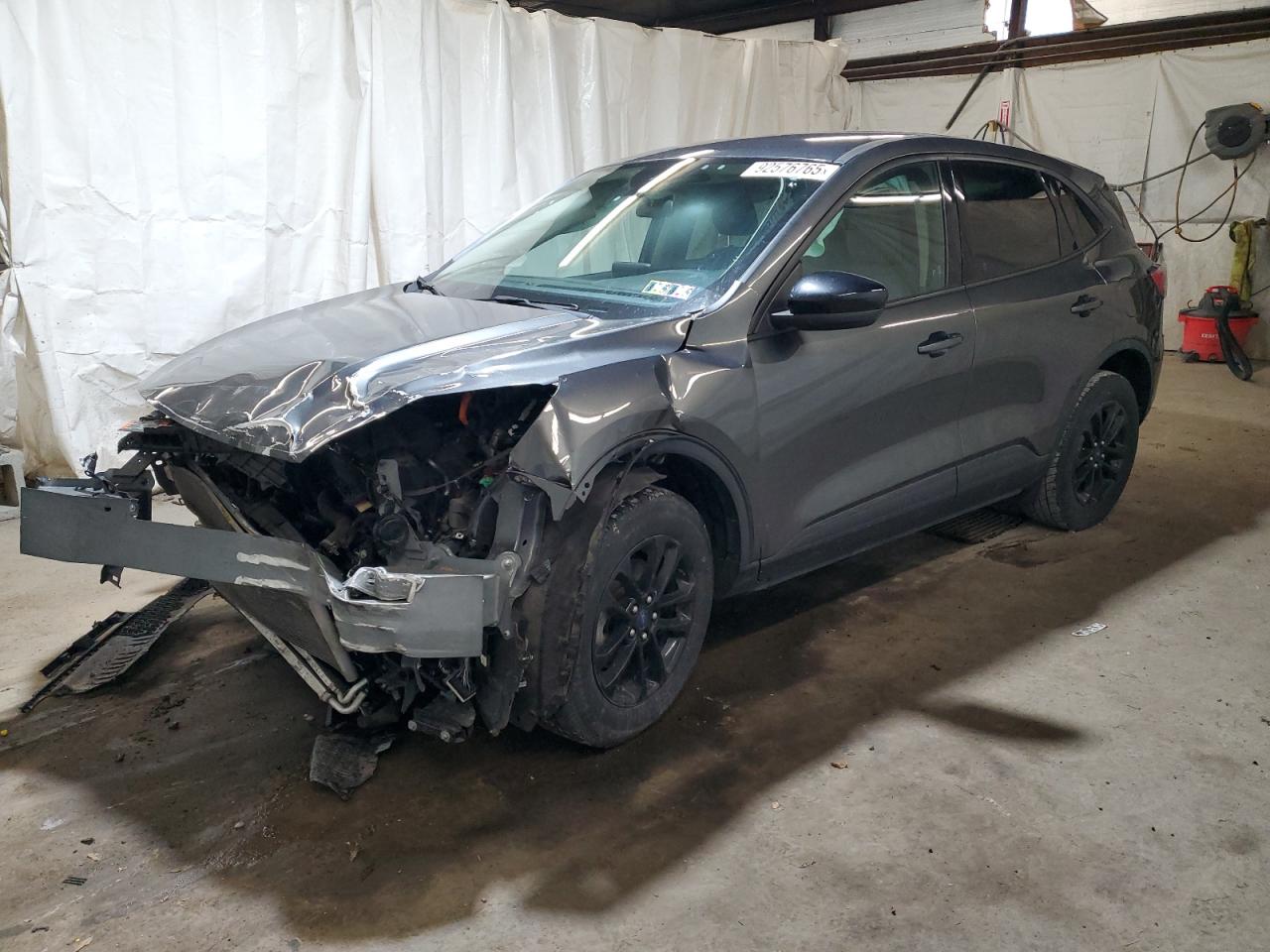 FORD ESCAPE SE SPORT