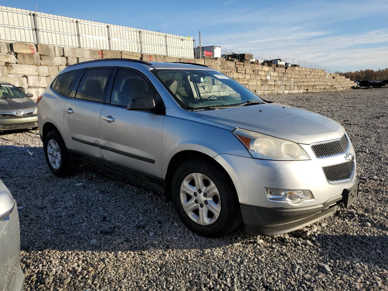 CHEVROLET TRAVERSE LS