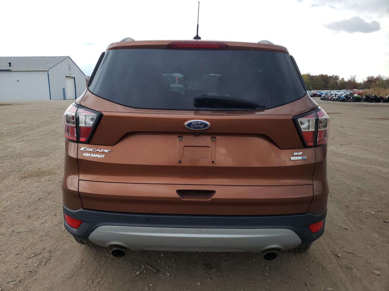 FORD ESCAPE SE