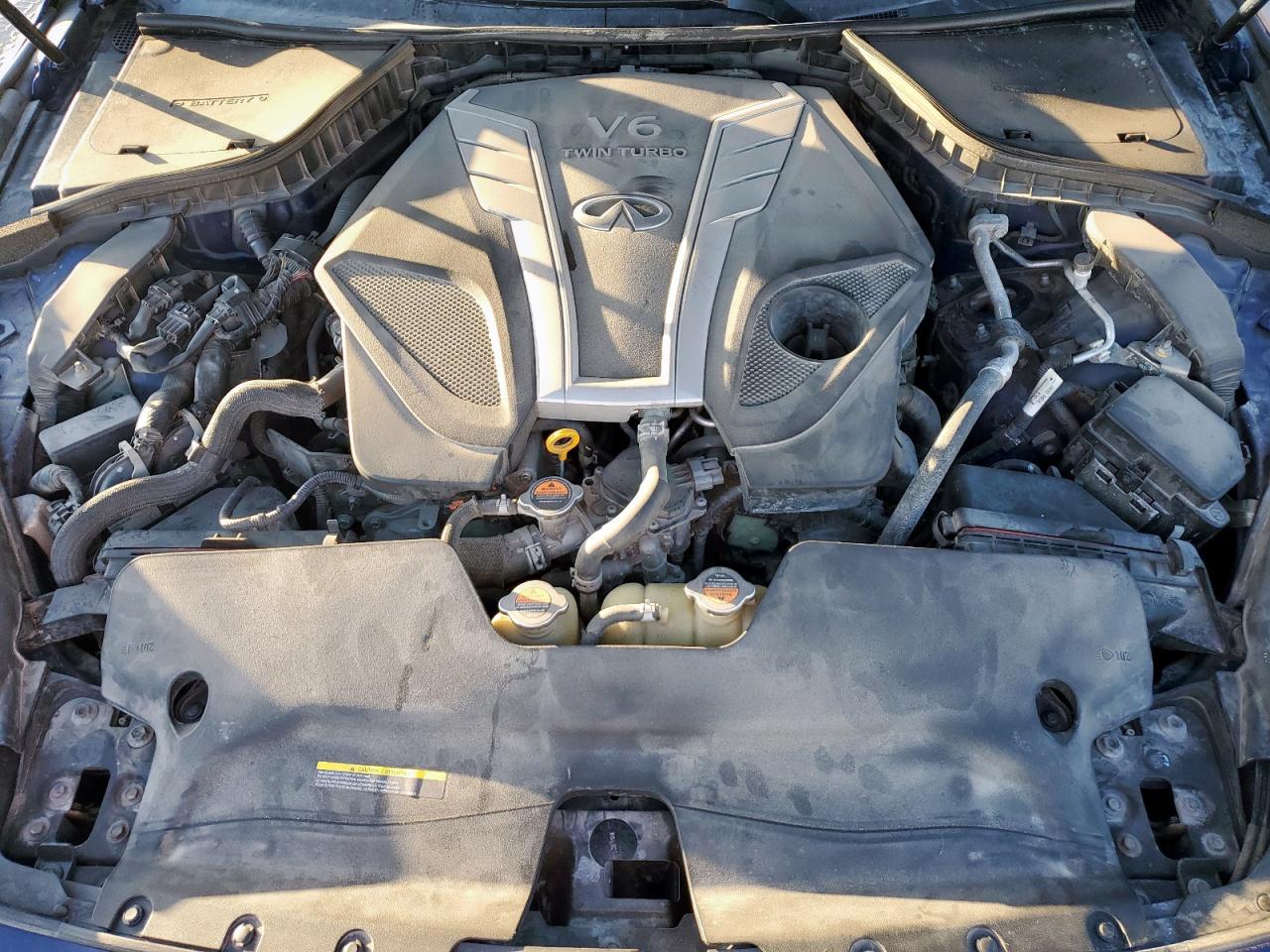 INFINITI Q50 RED SPORT 400