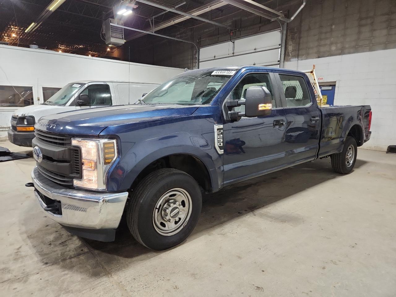 Lot #3302658004 2019 FORD F250 SUPER