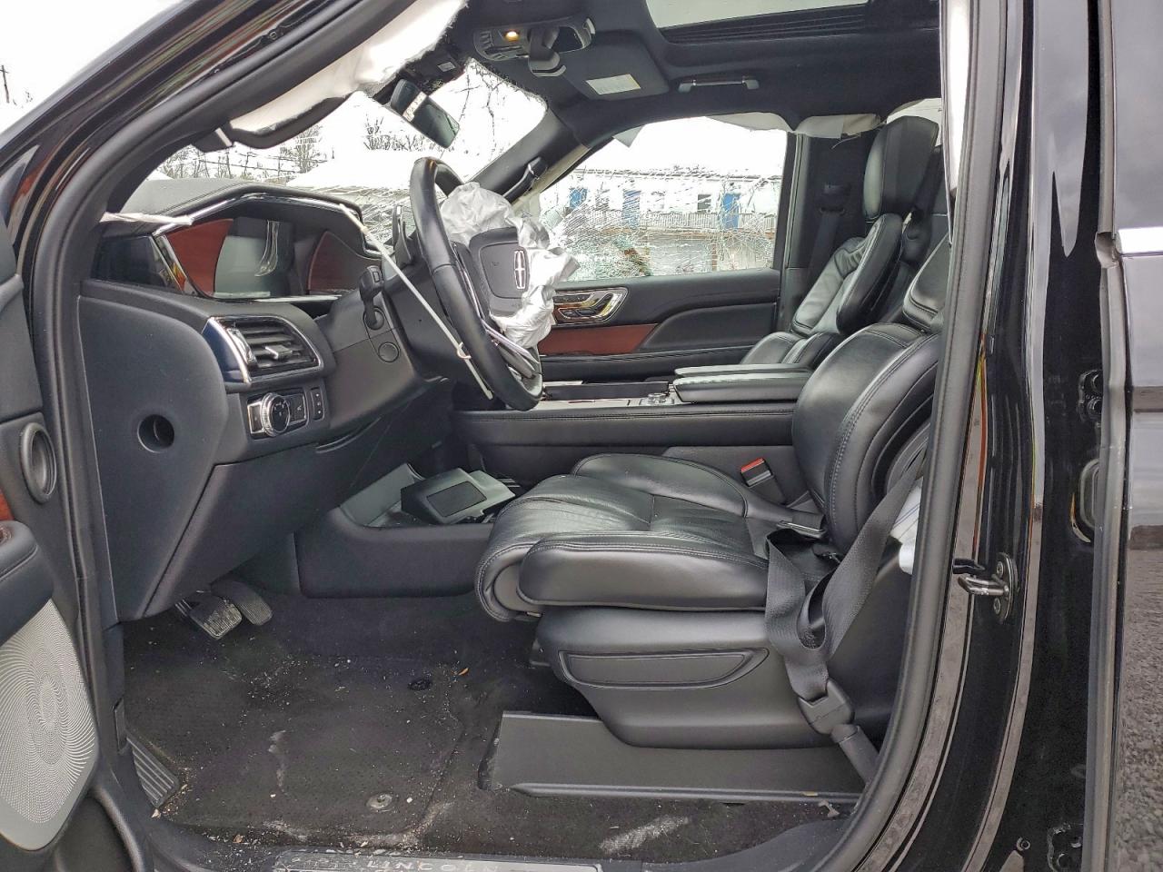 LINCOLN NAVIGATOR RESERVE