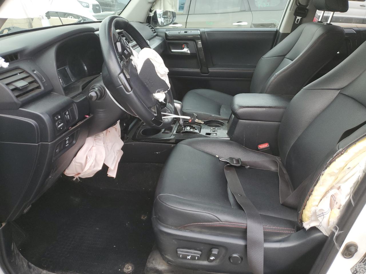 TOYOTA 4RUNNER SR5/SR5 PREMIUM