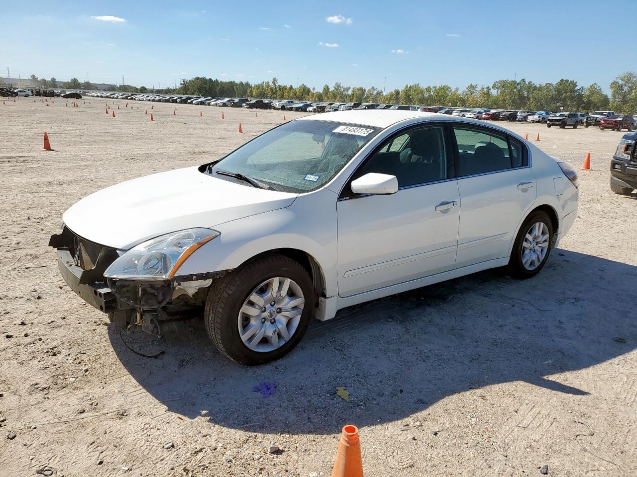 NISSAN ALTIMA BASE