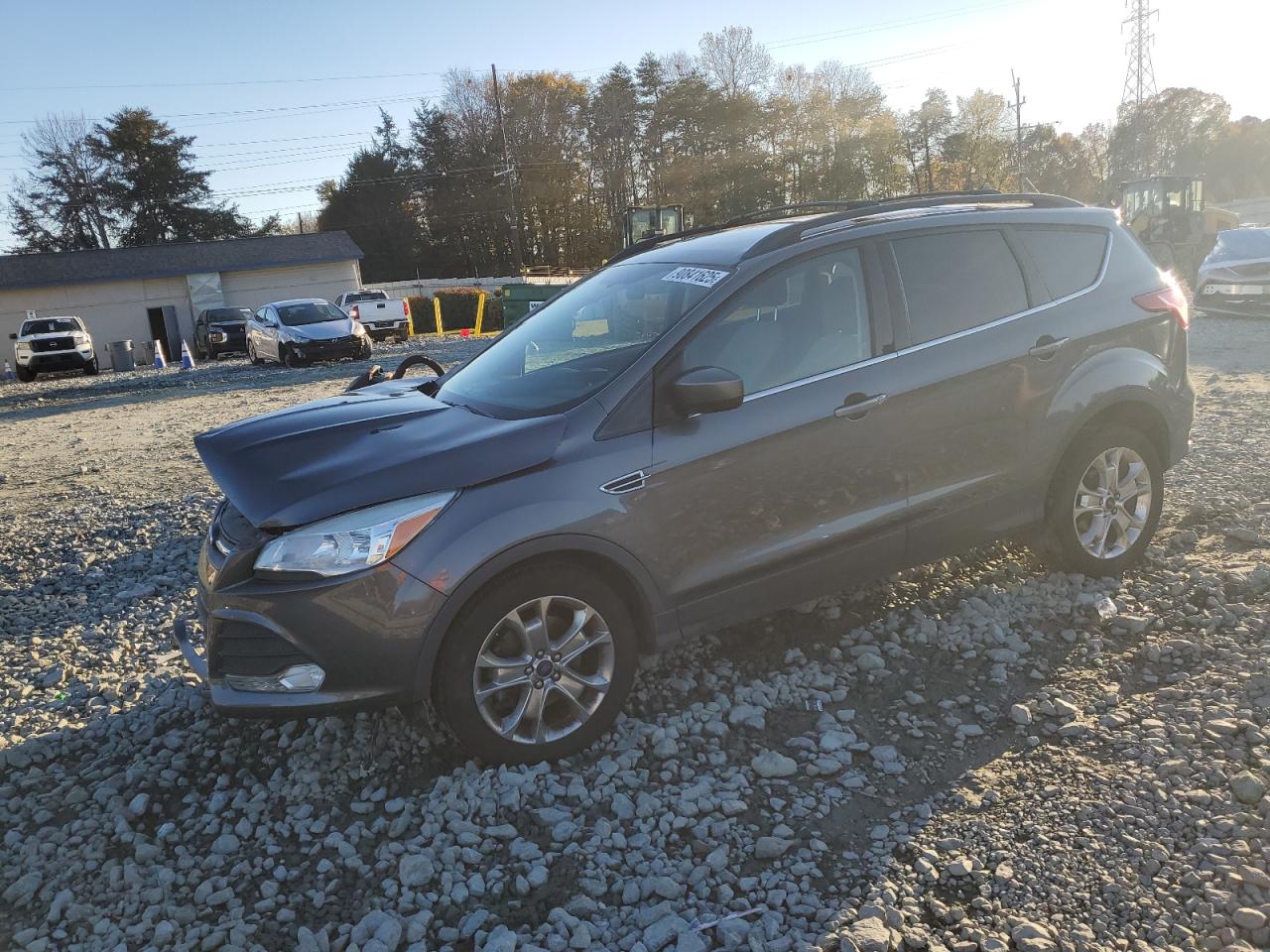 FORD ESCAPE SE