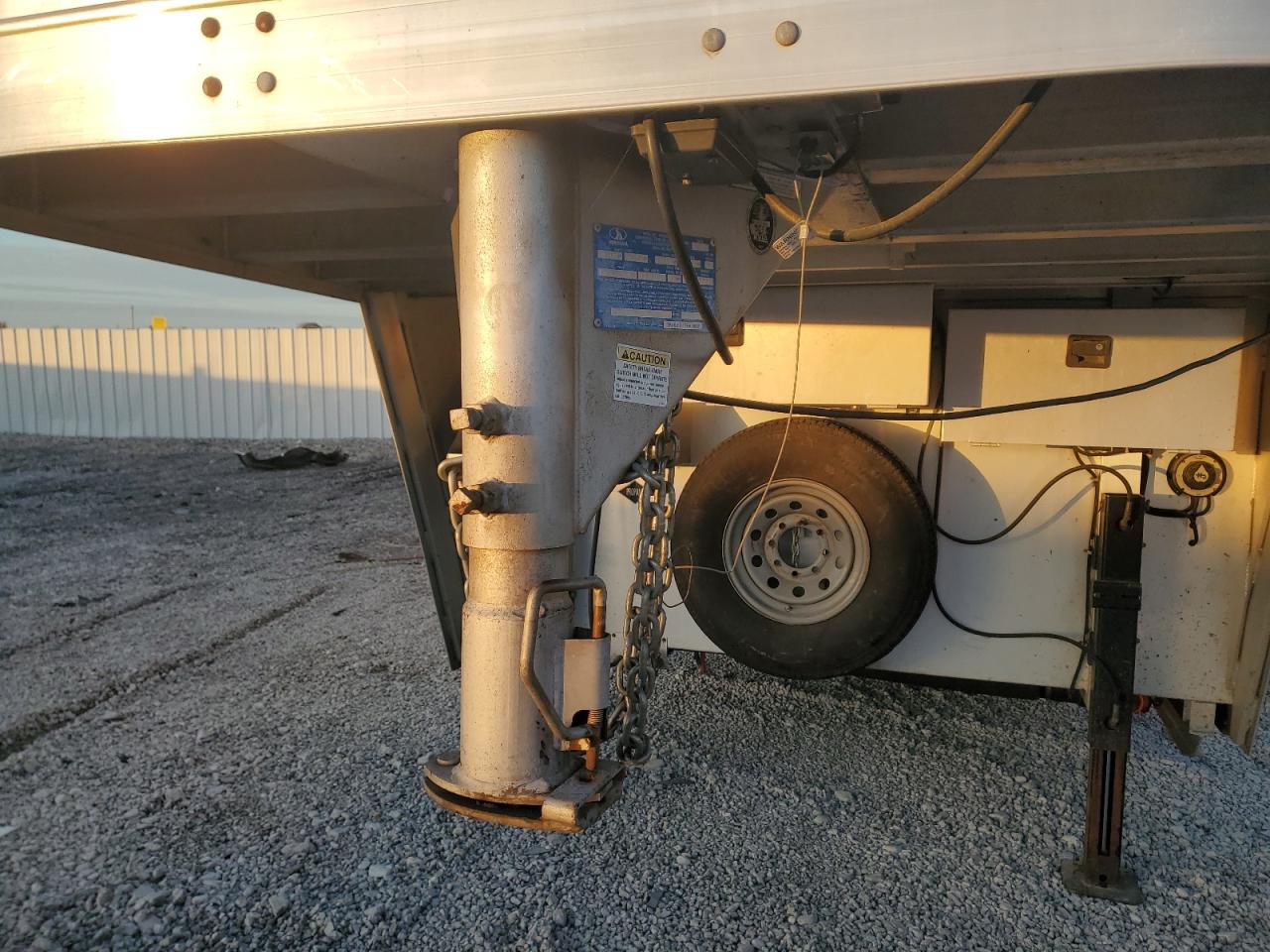 Lot #3291219979 2006 EXIS TRAILER