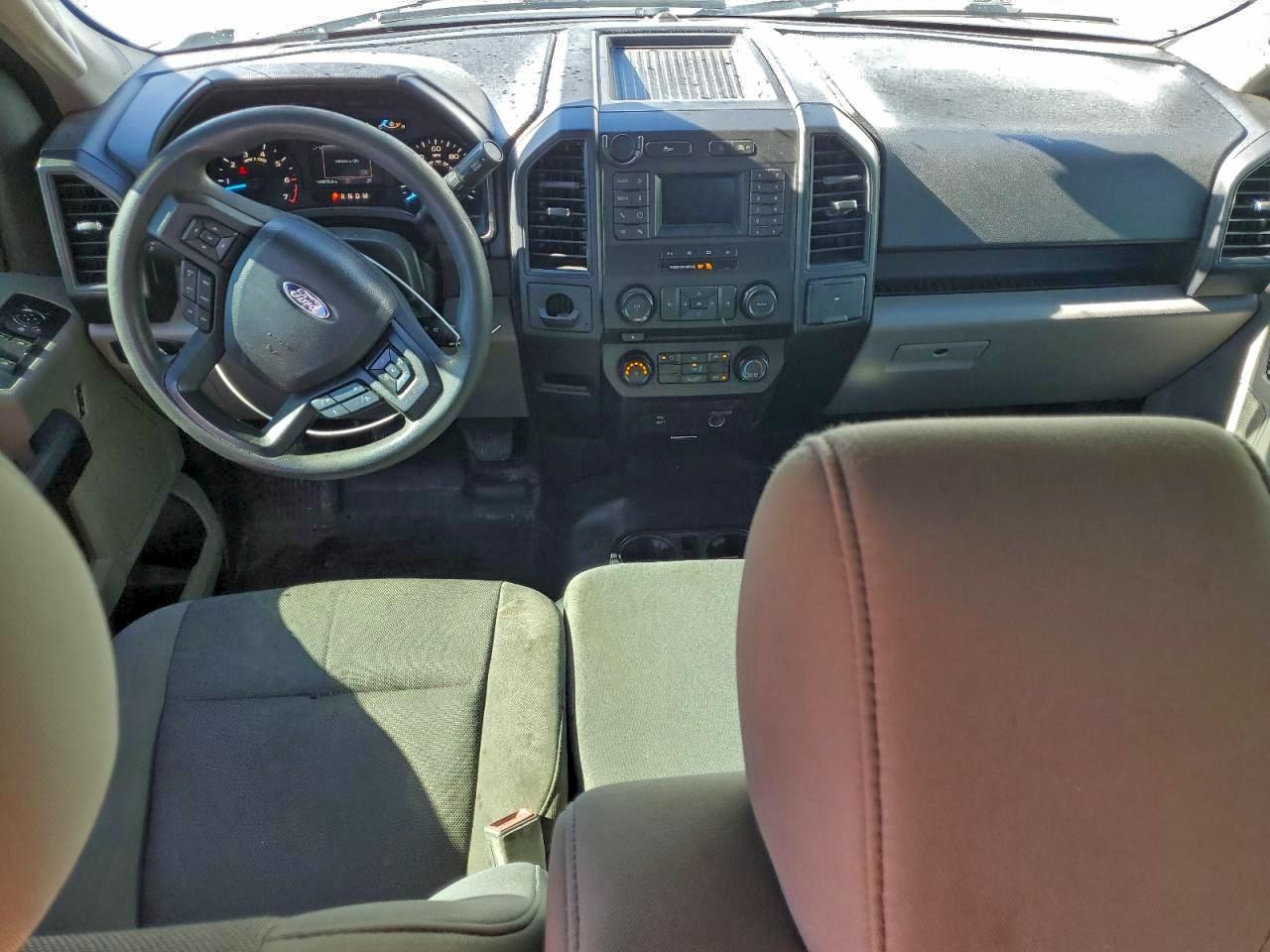 FORD F-150 SUPER CAB