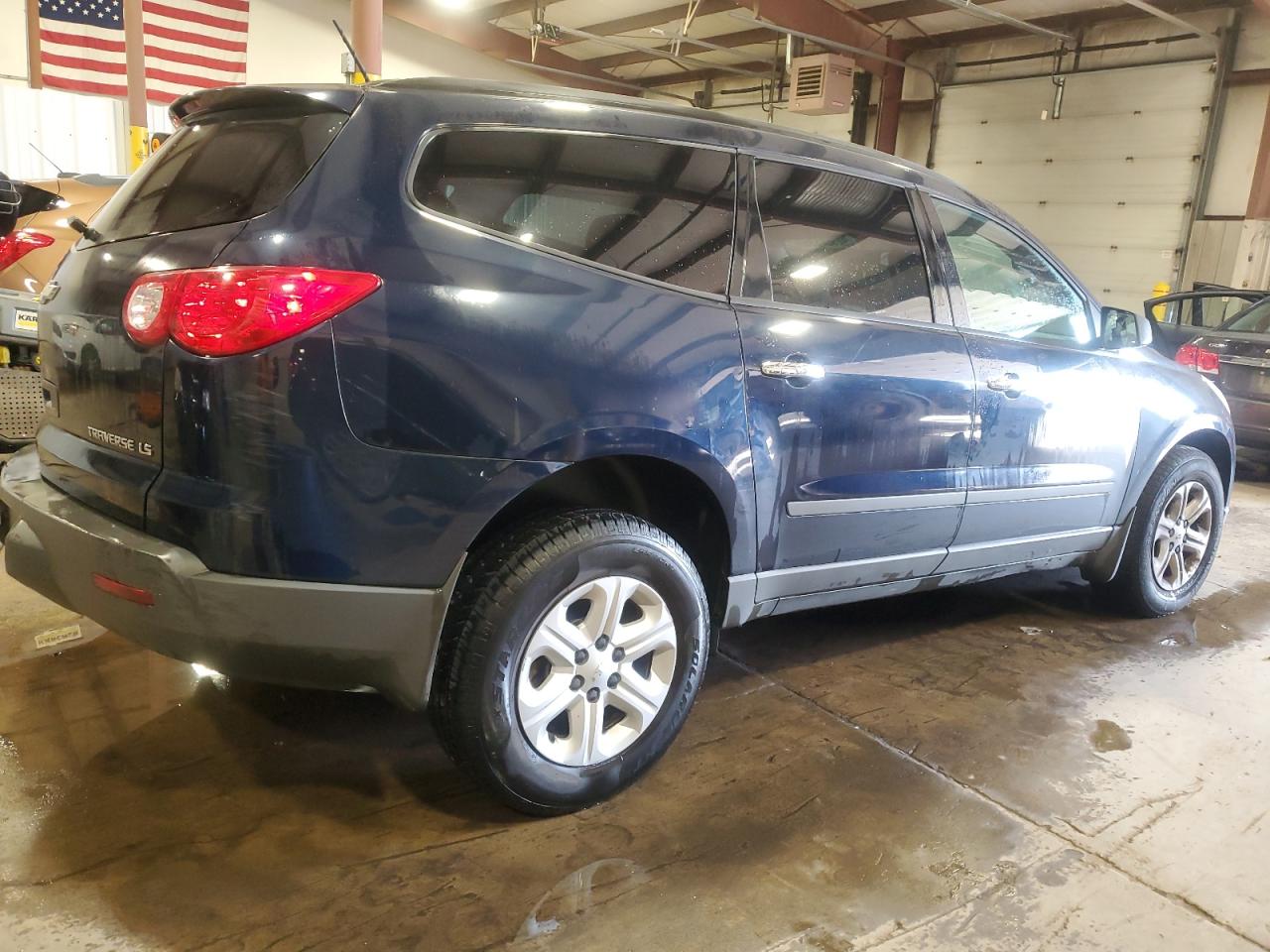 CHEVROLET TRAVERSE LS
