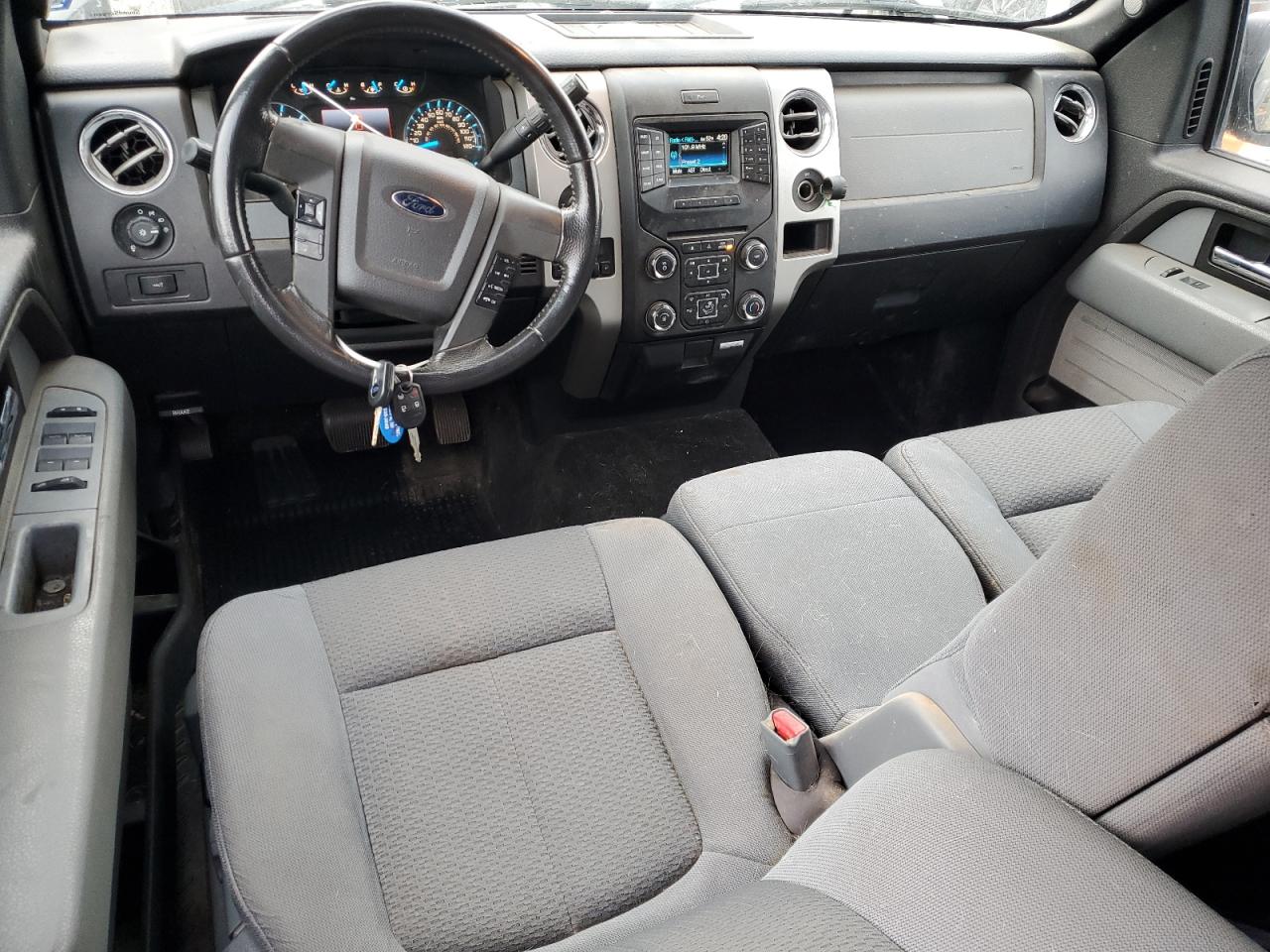 FORD F-150 SUPER CAB