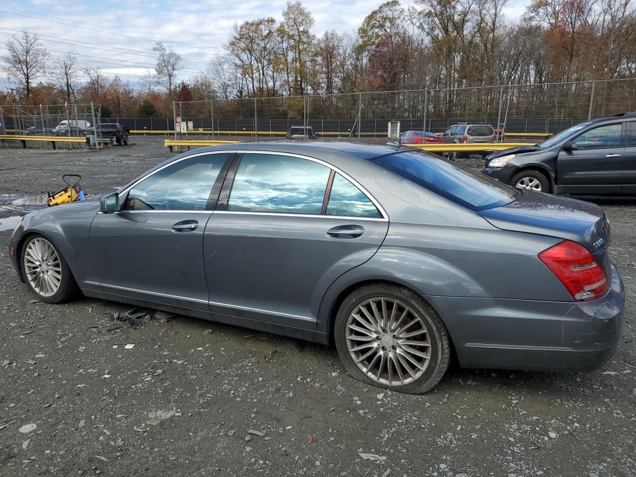 MERCEDES-BENZ S-CLASS 550 4MATIC