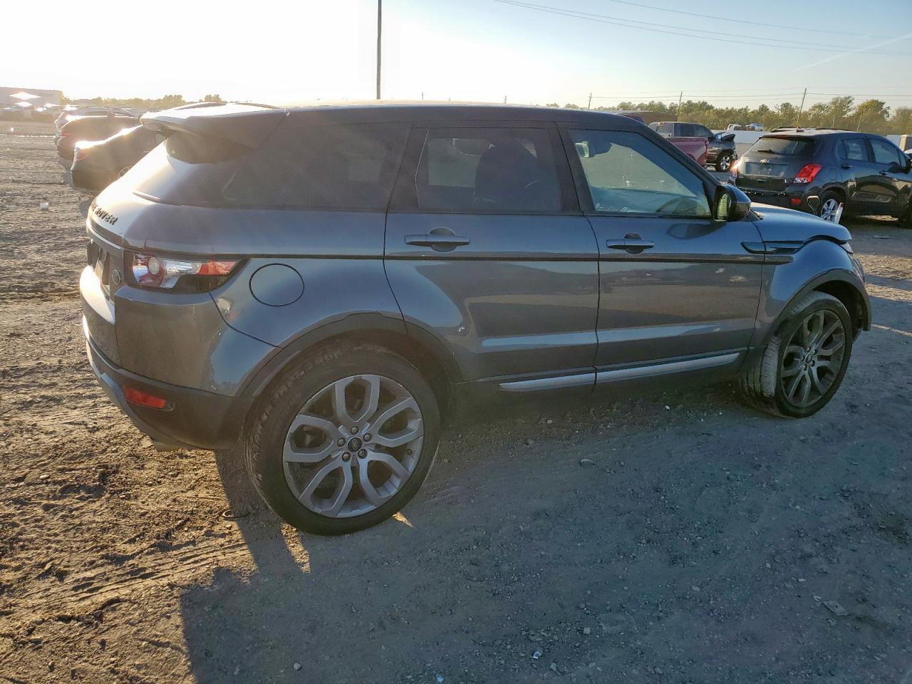 LAND ROVER RANGE ROVER PURE PLUS