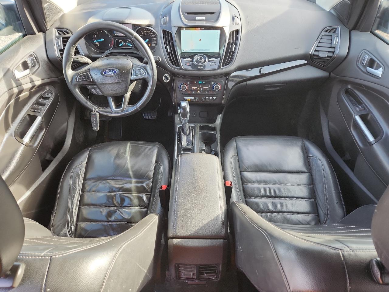 FORD ESCAPE TITANIUM