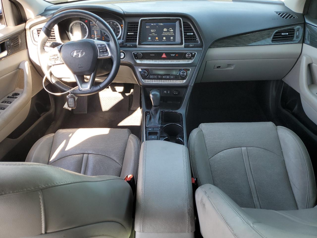 HYUNDAI SONATA SPORT