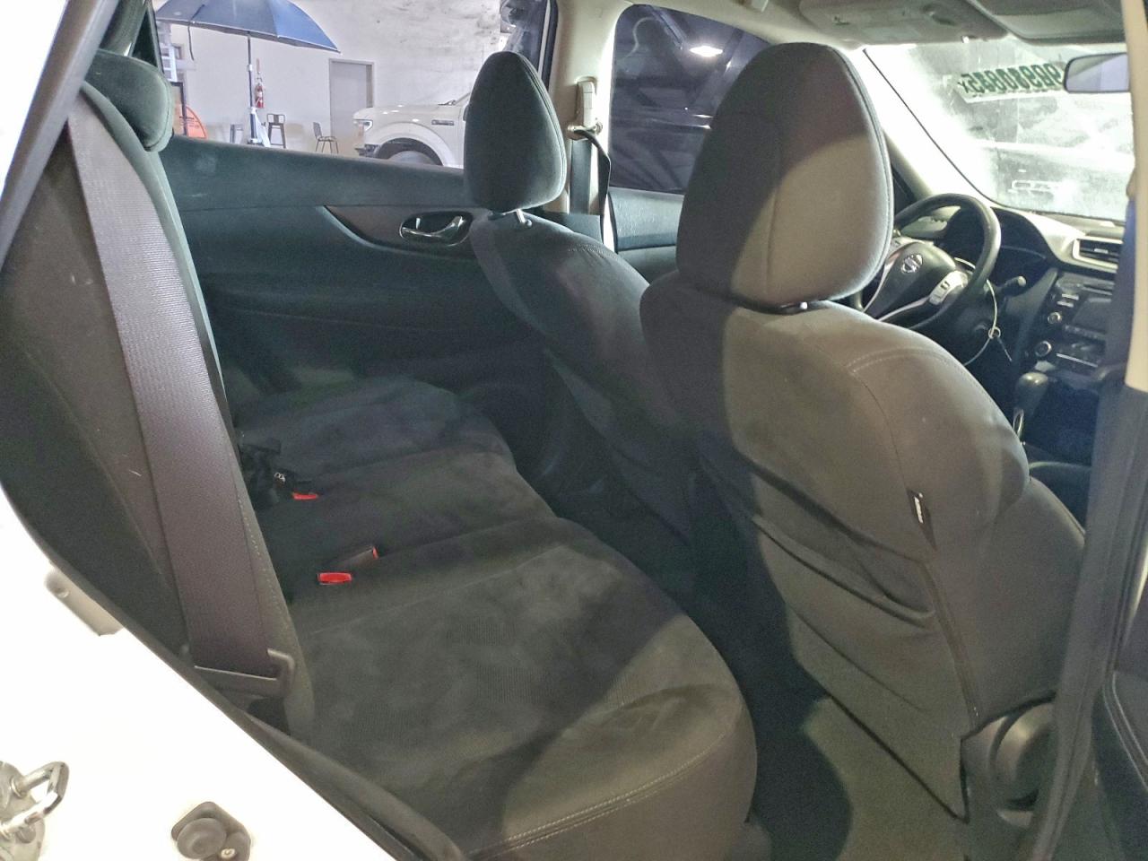 Lot #3303659937 2015 NISSAN ROGUE S