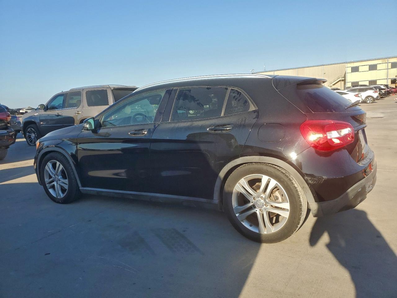 MERCEDES-BENZ GLA-CLASS 250 4MATIC