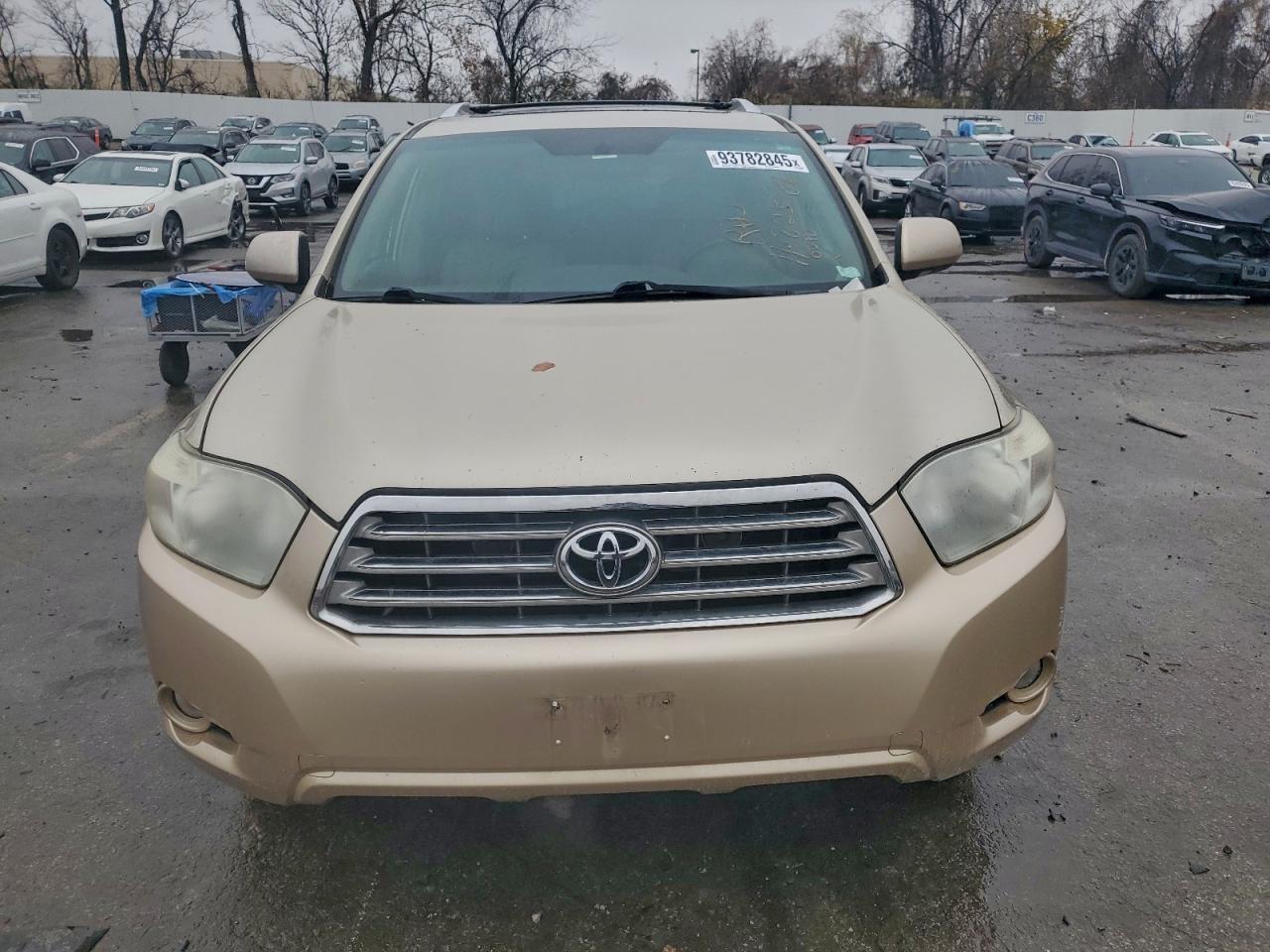 TOYOTA HIGHLANDER LIMITED