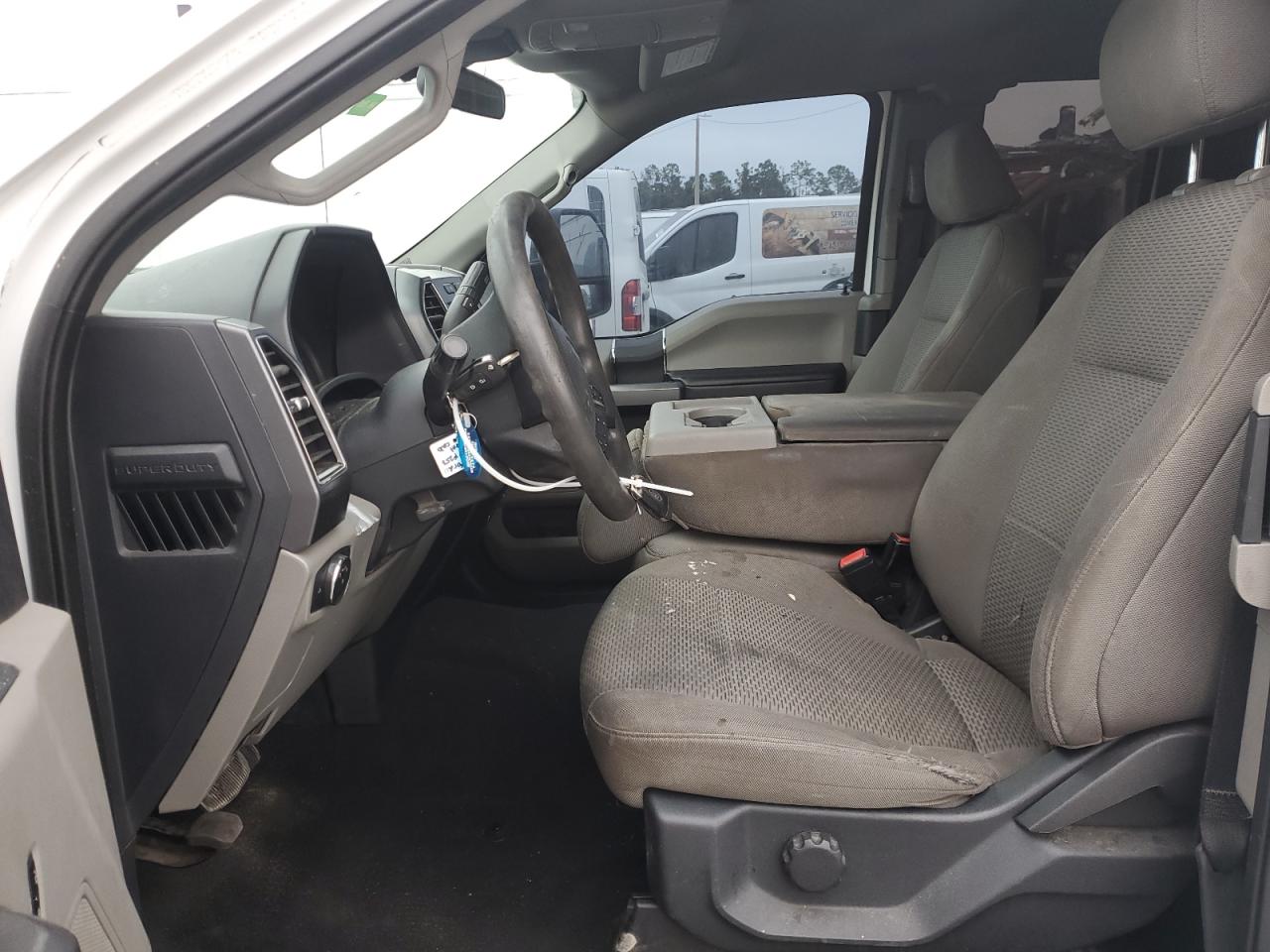 FORD F-250 SUPER DUTY