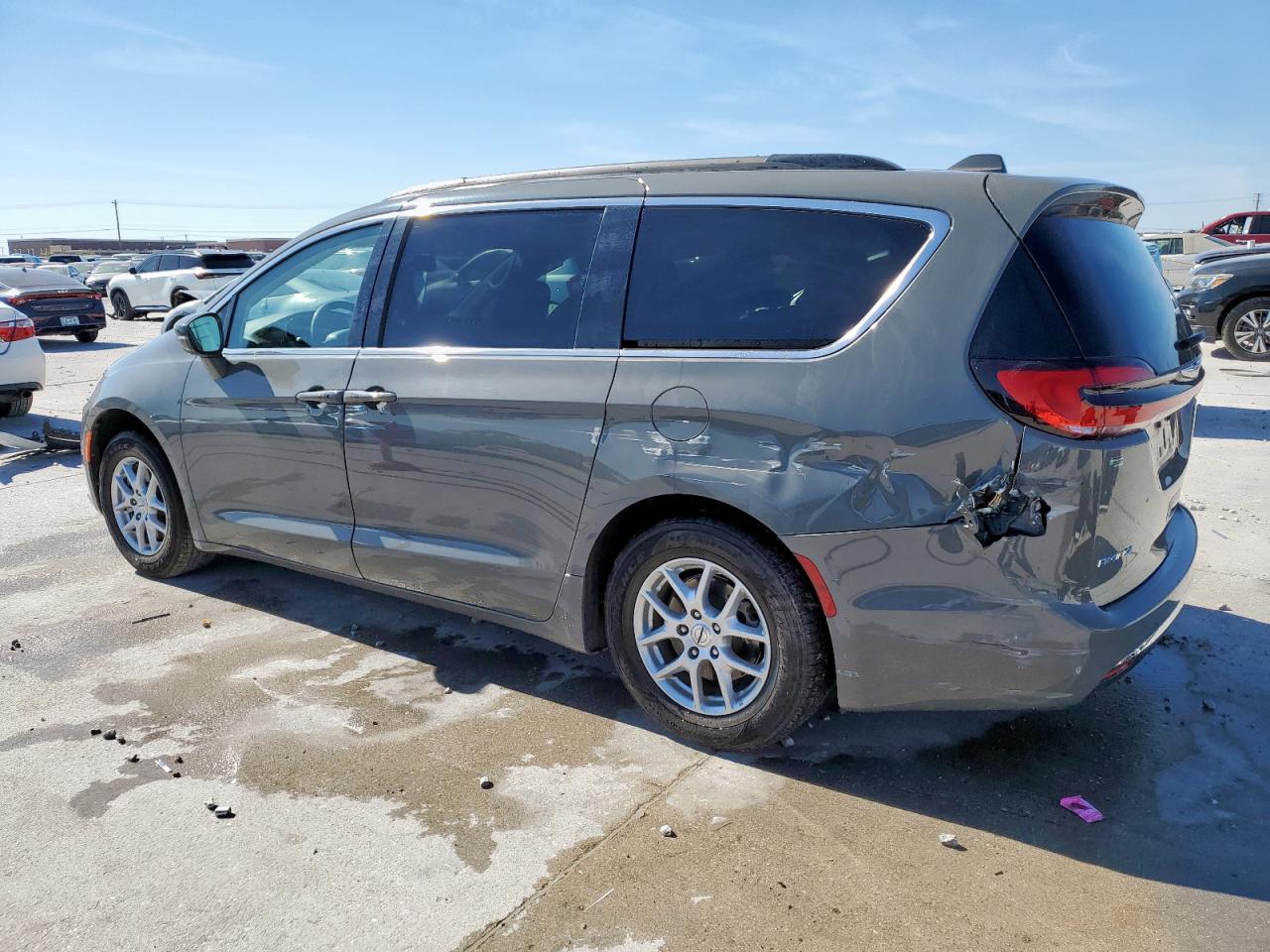 CHRYSLER PACIFICA TOURING L