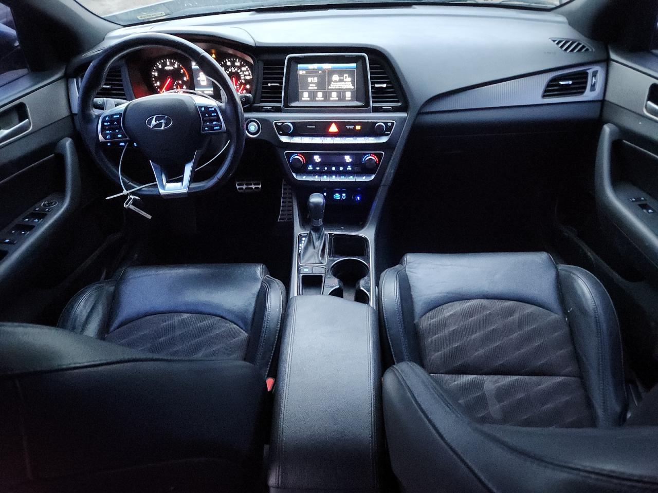 HYUNDAI SONATA SPORT