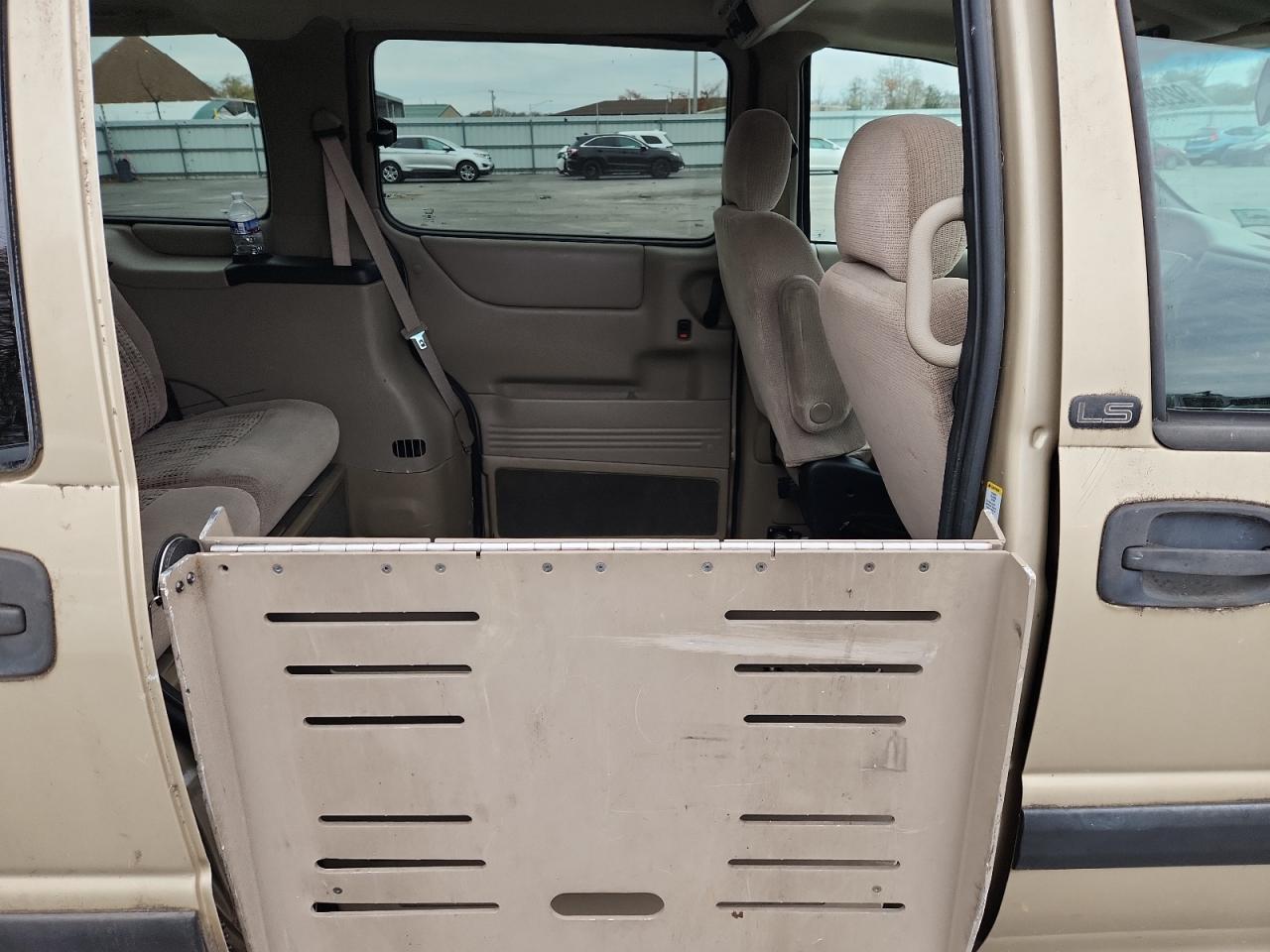 Lot #3286345733 2005 CHEVROLET VENTURE