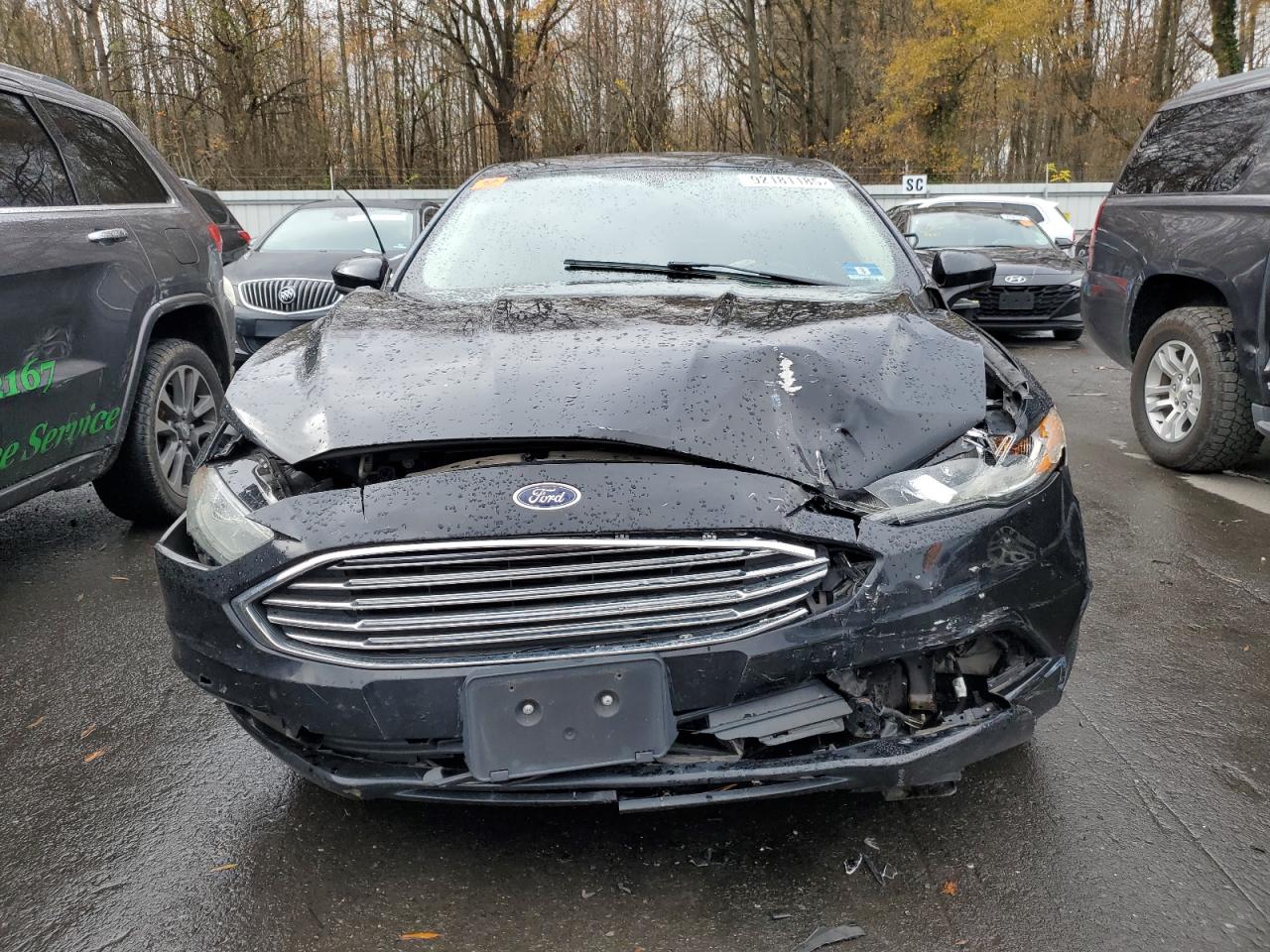 FORD FUSION SE