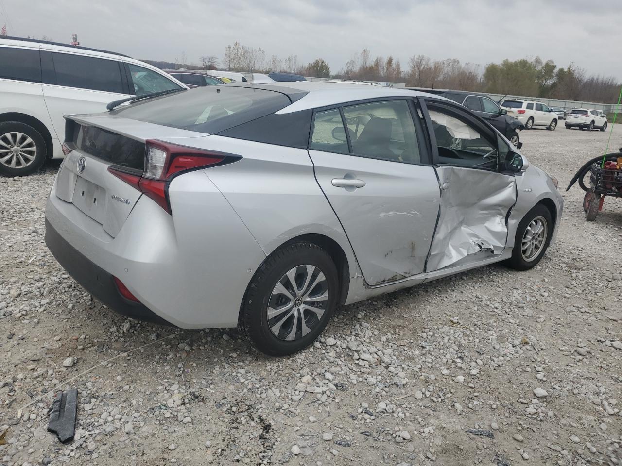 TOYOTA PRIUS LE