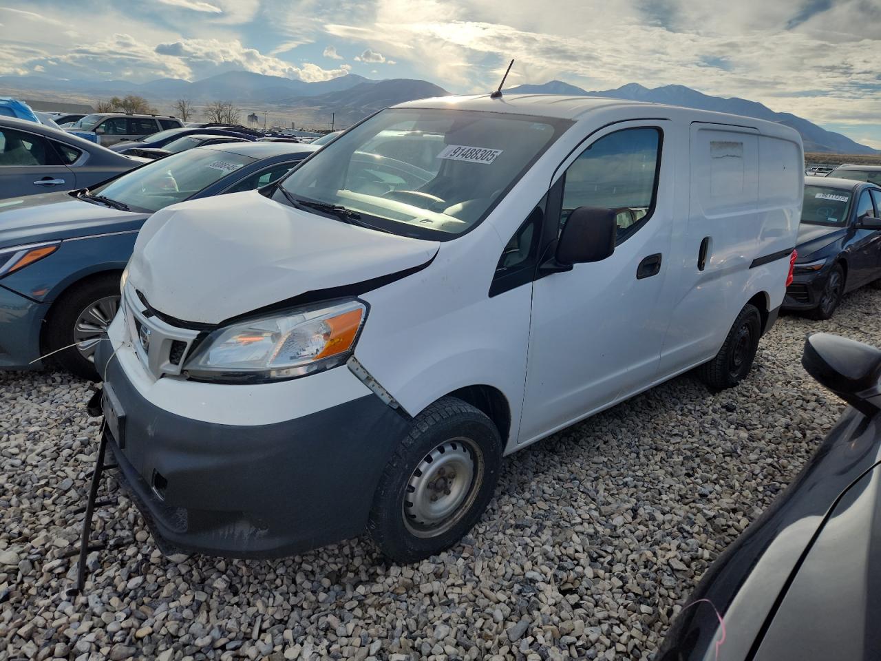 NISSAN NV200 2.5S