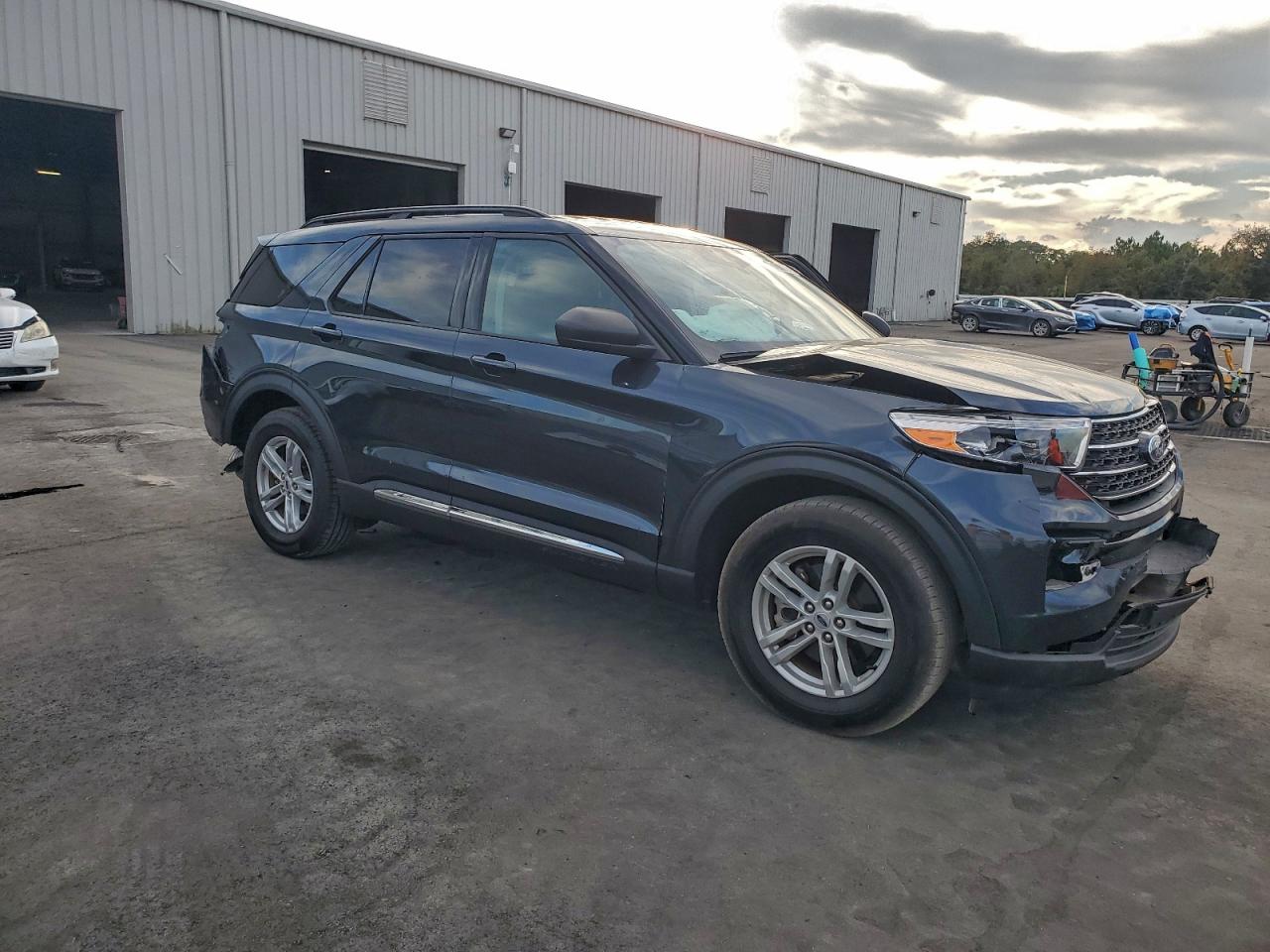 Lot #3311719224 2023 FORD EXPLORER X