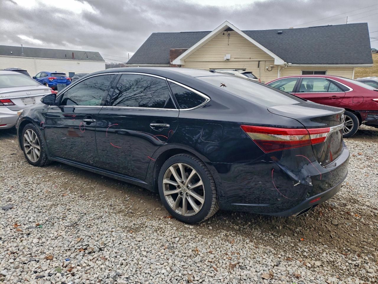 TOYOTA AVALON XLE