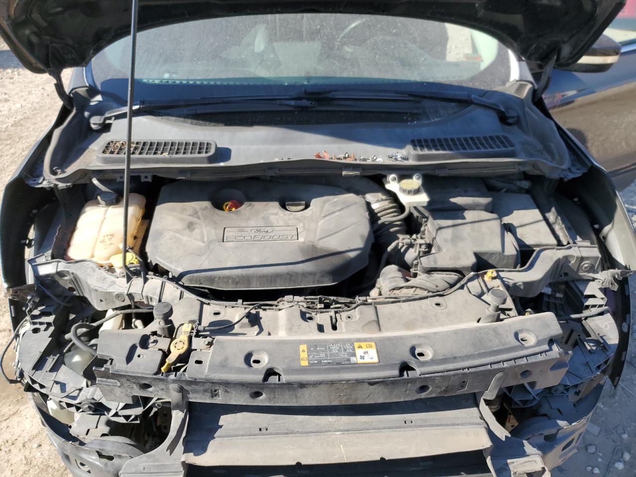 FORD ESCAPE TITANIUM