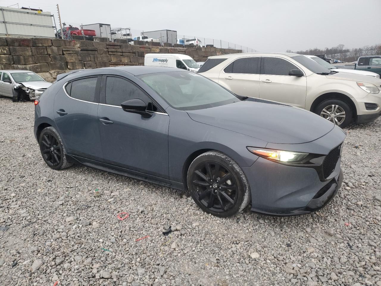 MAZDA 3 PREMIUM