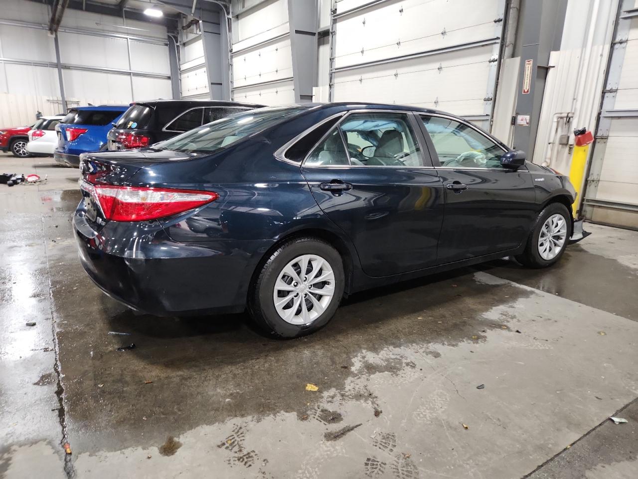 TOYOTA CAMRY HYBRID