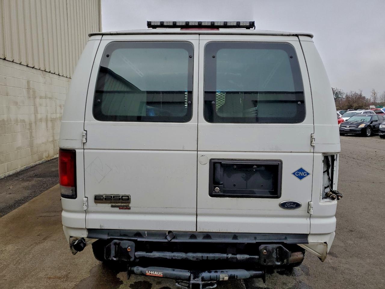 FORD ECONOLINE E250 VAN