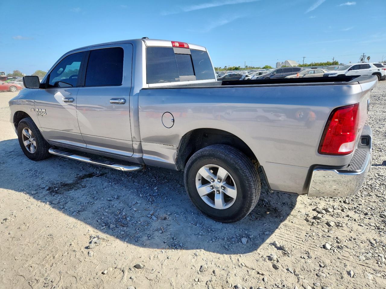 RAM 1500 SLT