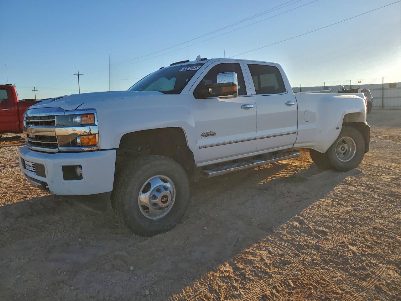 CHEVROLET SILVERADO K3500 HIGH COUNTRY