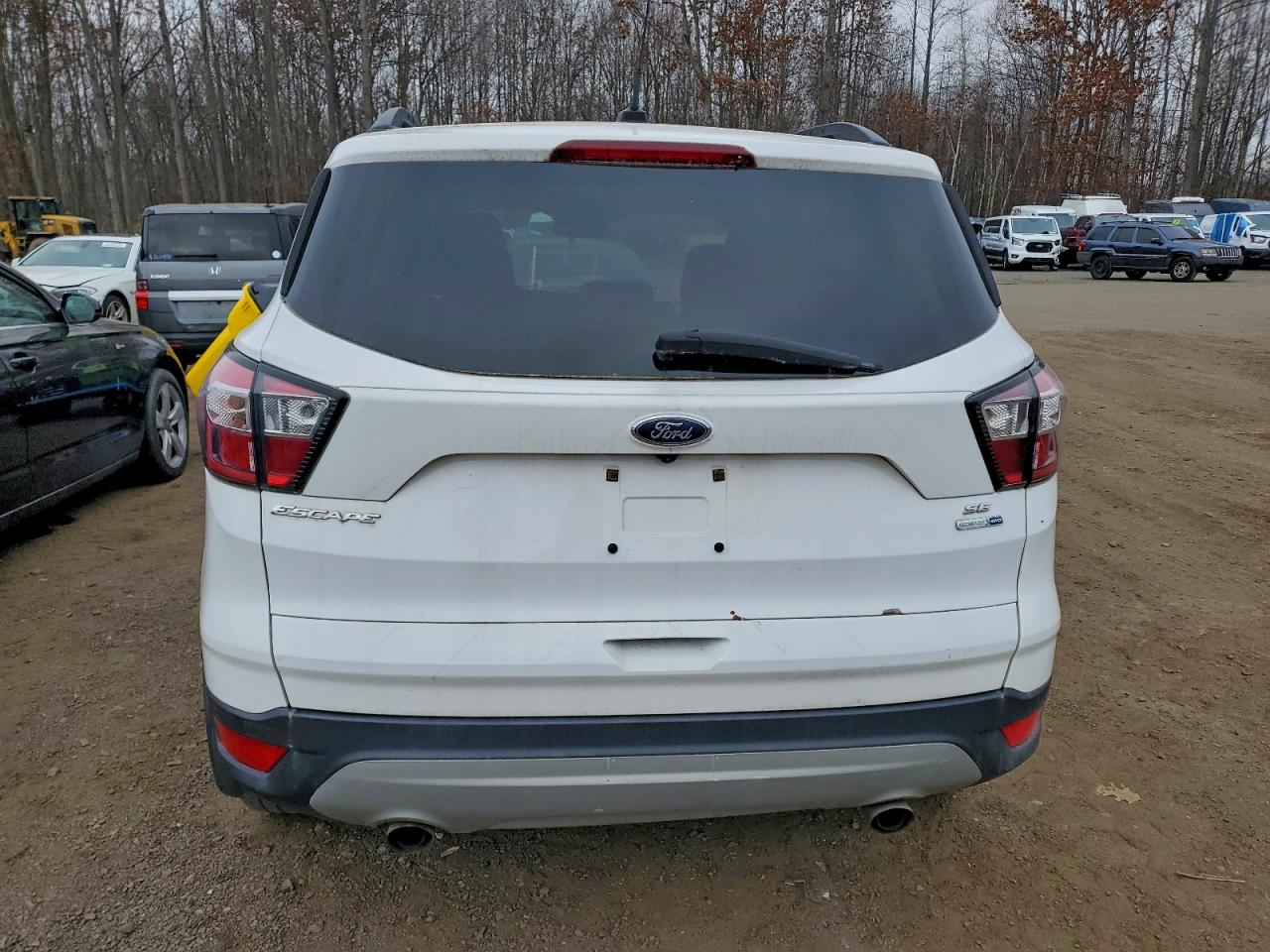 FORD ESCAPE SE