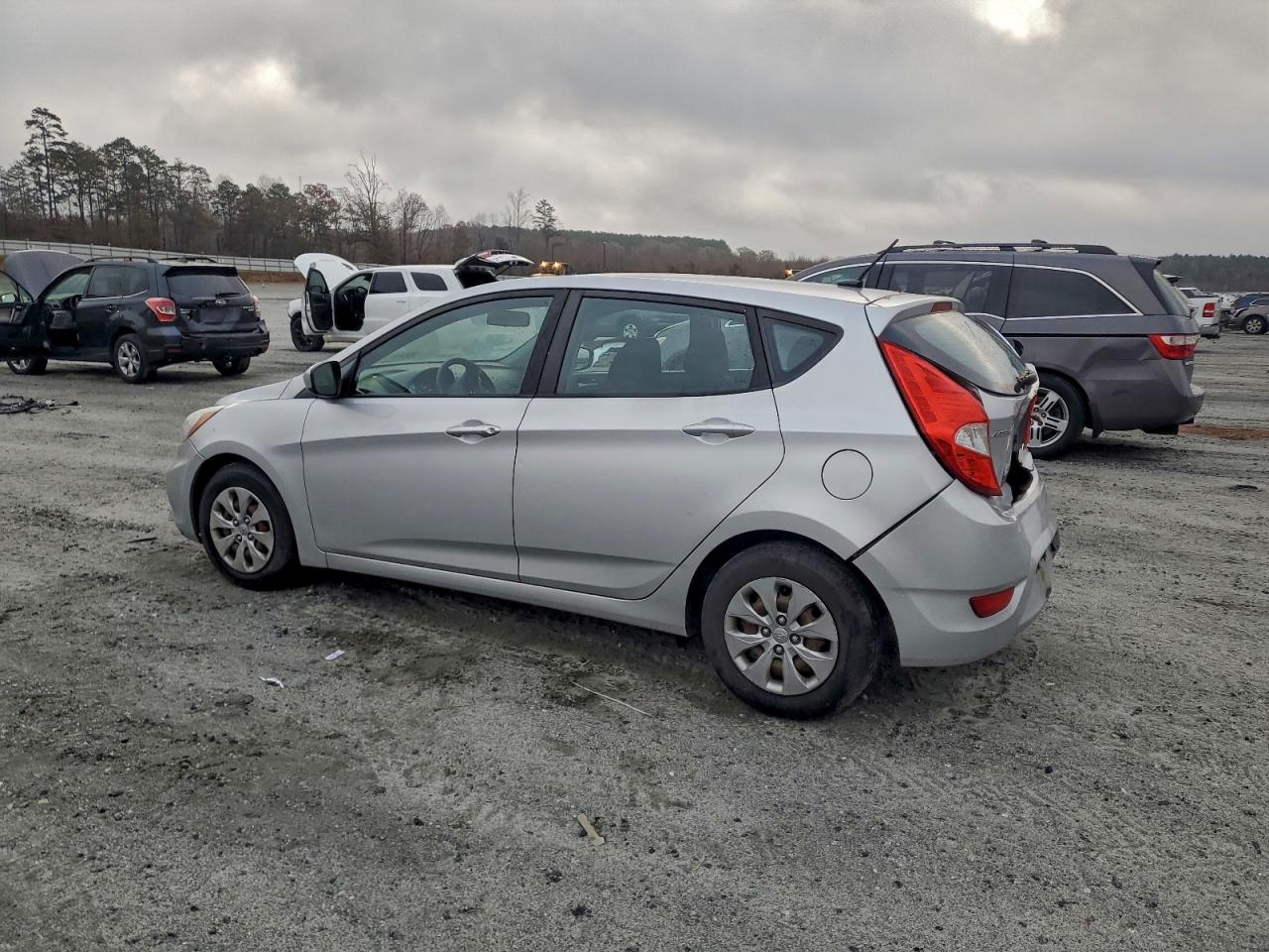 HYUNDAI ACCENT SE