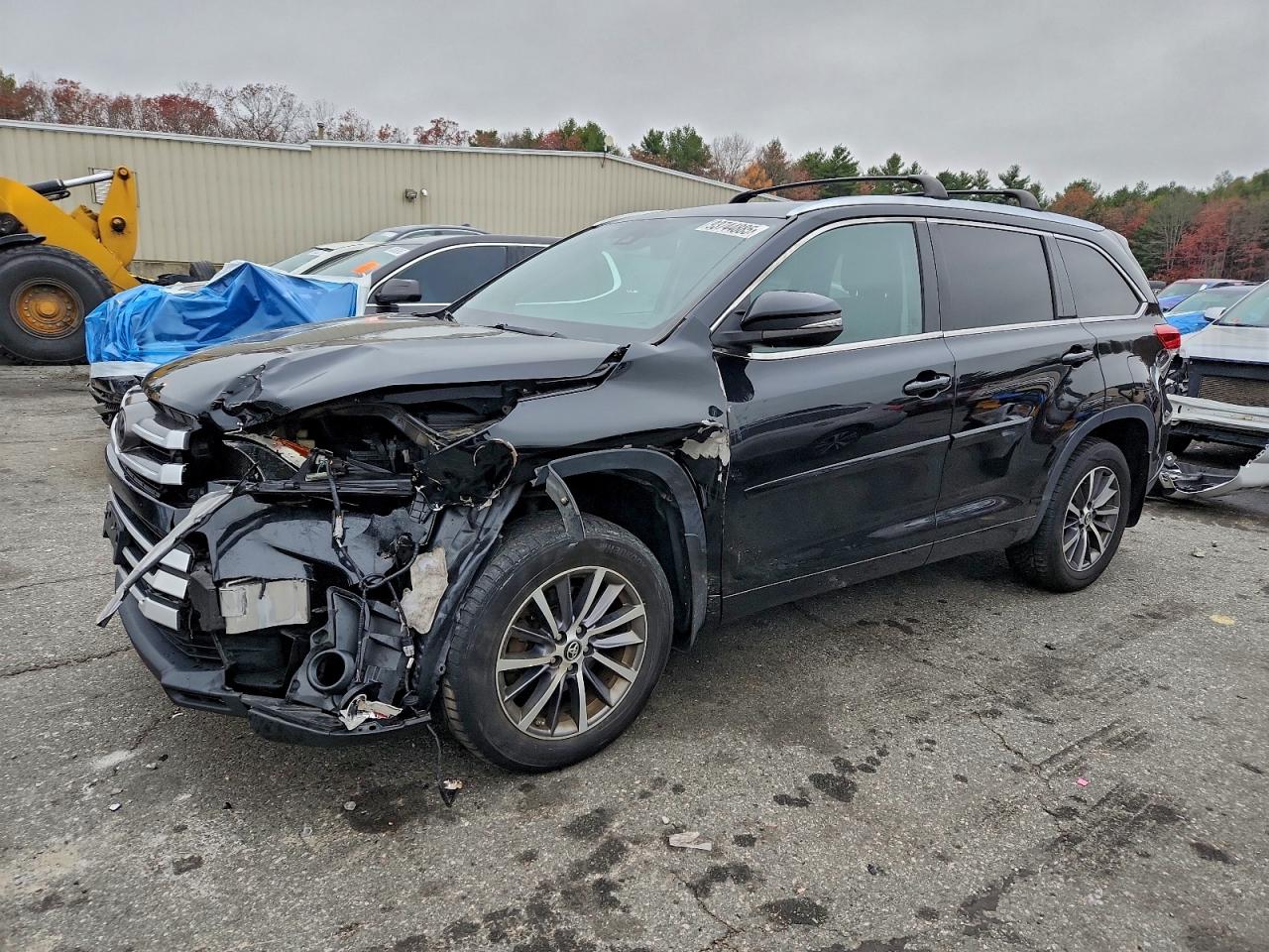 TOYOTA HIGHLANDER SE