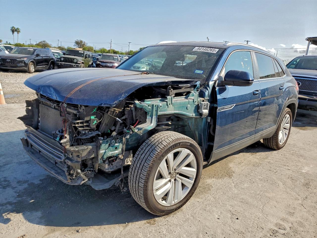 VOLKSWAGEN ATLAS CROSS SPORT SE