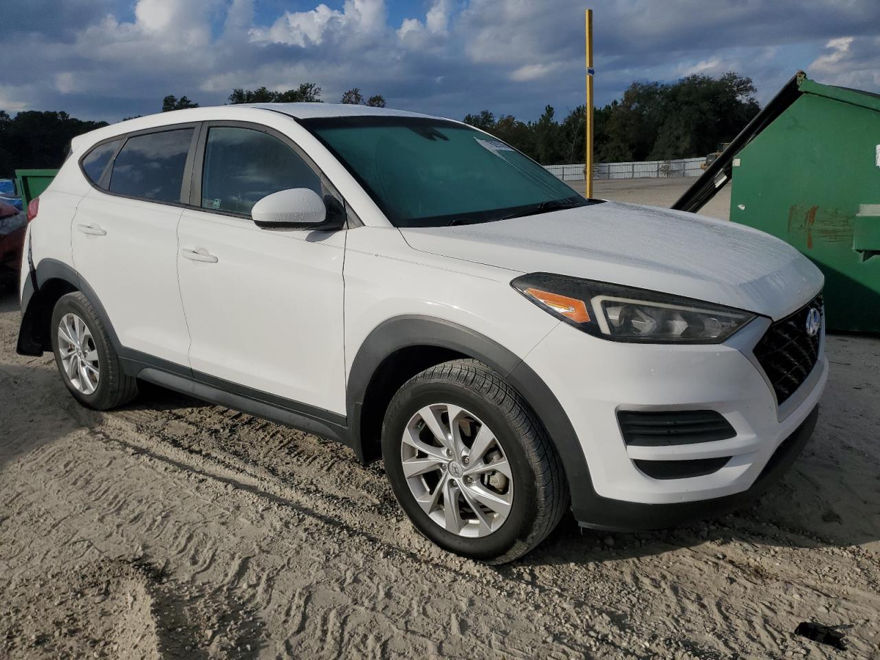 HYUNDAI TUCSON SE