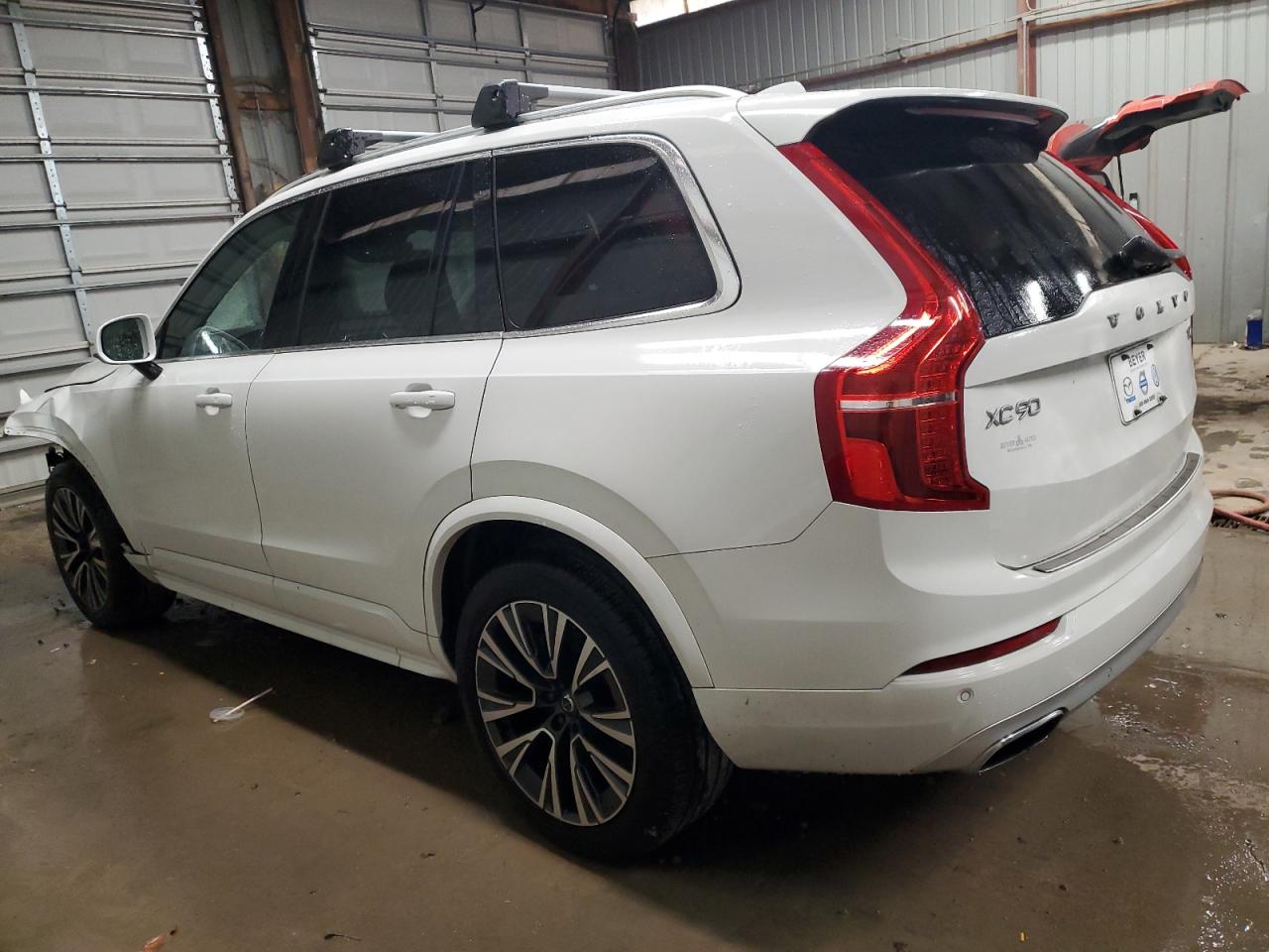 VOLVO XC90 T6 MOMENTUM