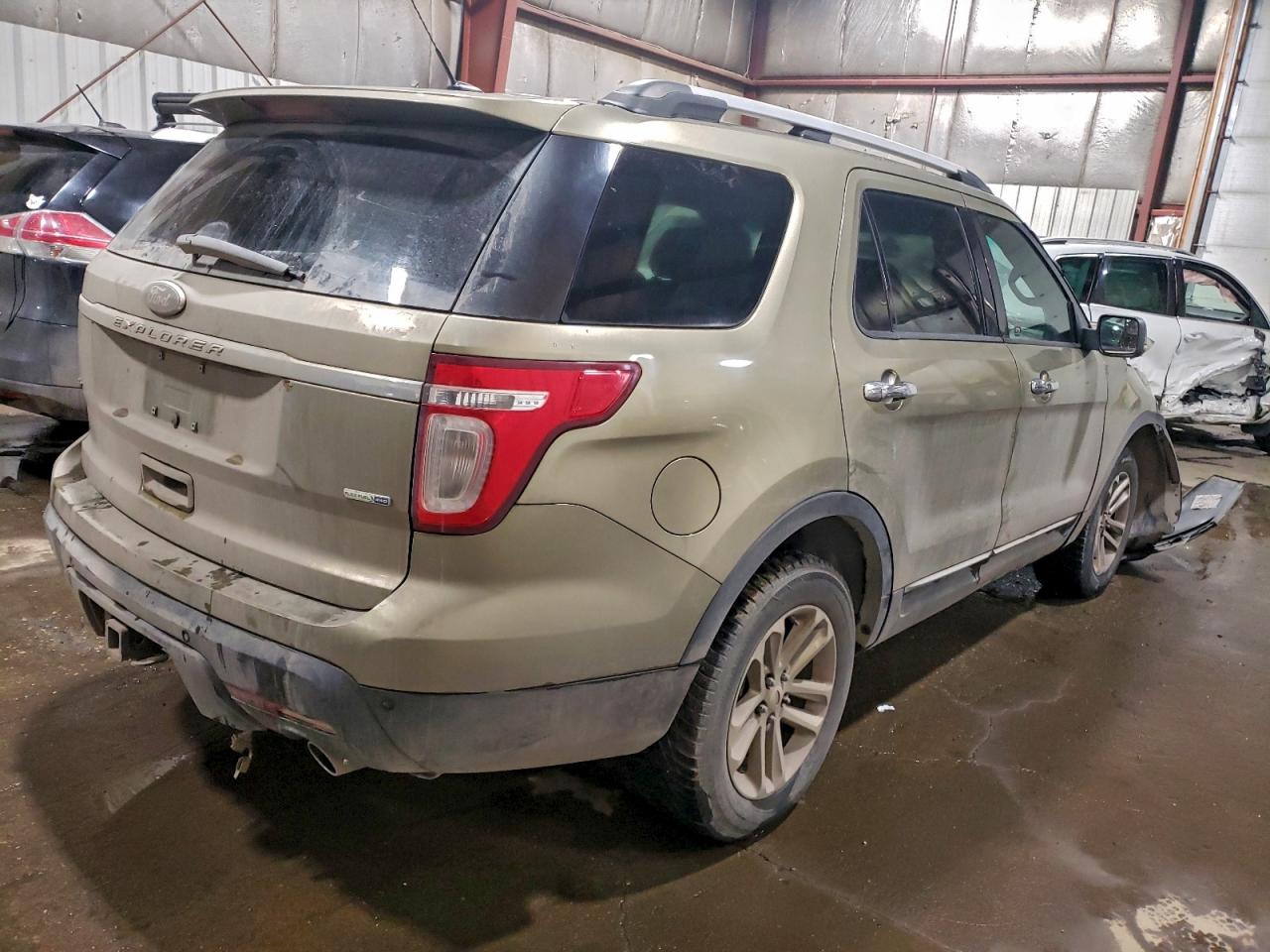 FORD EXPLORER XLT
