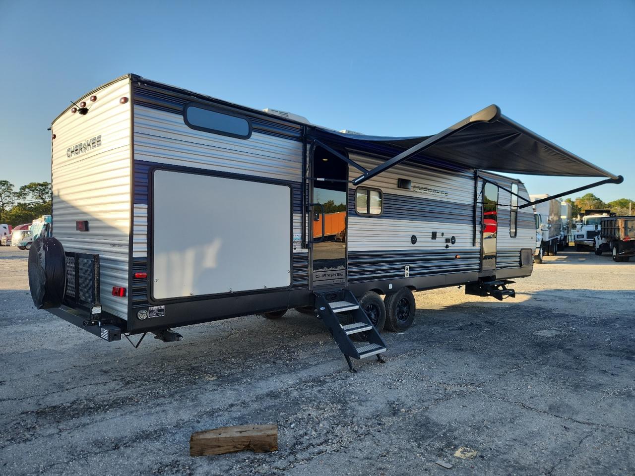 Lot #3302885934 2021 FOREST RIVER CHEROKEE 294GEBG