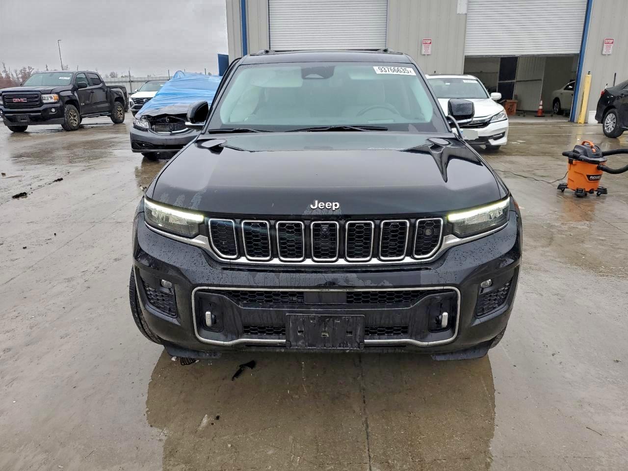 JEEP GRAND CHEROKEE OVERLAND