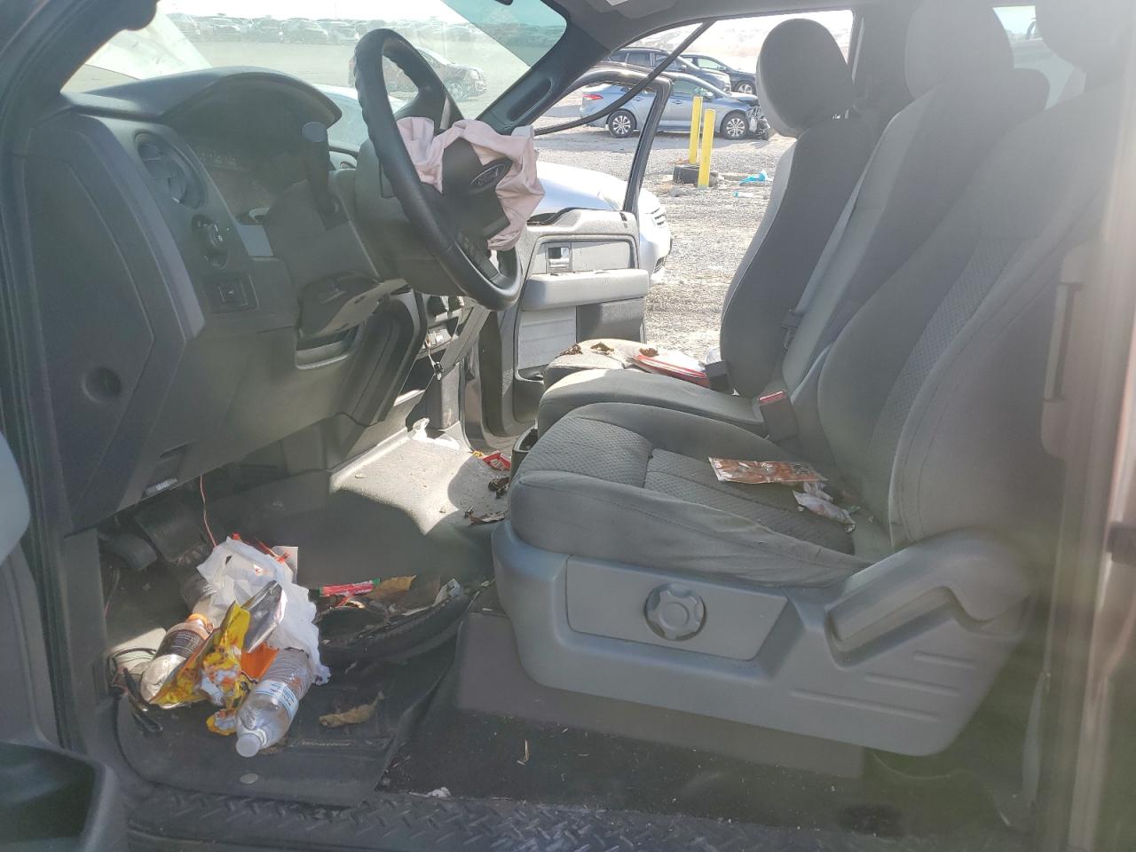 FORD F-150 SUPER CAB